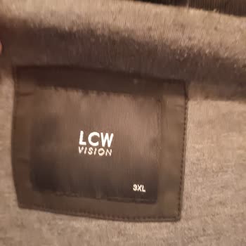 LCW Mont Şunu Deri Dökülmesi