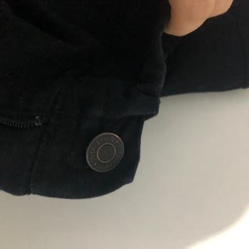 Mavi Pantolon Hatalı Dikilmiş