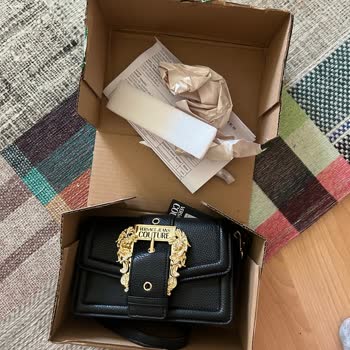 Boyner'den Aldığım Versace Çantanın Toz Torbası Neden Yok?