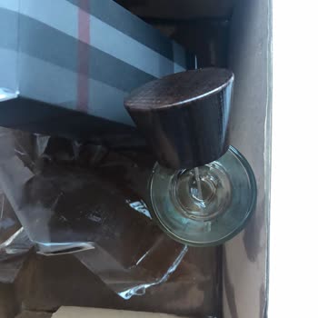 Burberry Kargom Kırık Geldi. Değişim Ya Da Para İadesi İstiyorum