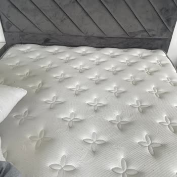 Konfor Mobilya Helsinki Yatak Tüylenme