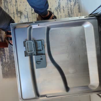 Franke Dominox Bulaşık Makinesinde Paslanma.