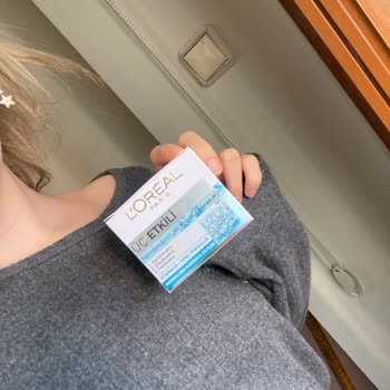 Loreal Paris Ciltte Sivilce Alerji Kızarıklık
