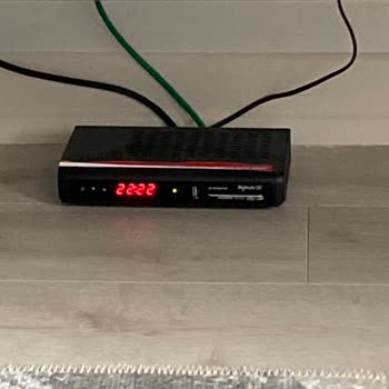 Digiturk Decoder Kendini Kilitliyor