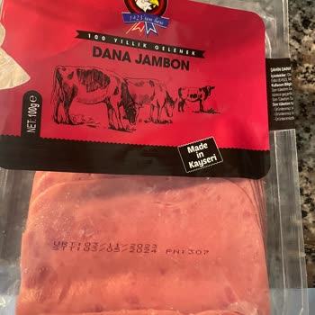 Şahin Sucukları Jambon İçinden Kıl Çıktı