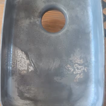 Musullu Aparatlar İlk Kullanımda Ve Elde Yıkanmasına Rağmen Karardı