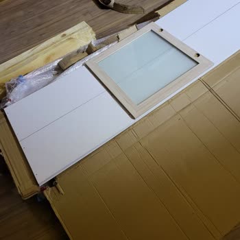 Bauhaus Kırık Mutfak Dolabı