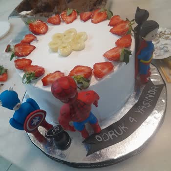 Liva Pastanesi (livashop.com) Doğum Günü Pastası Hüsranı!