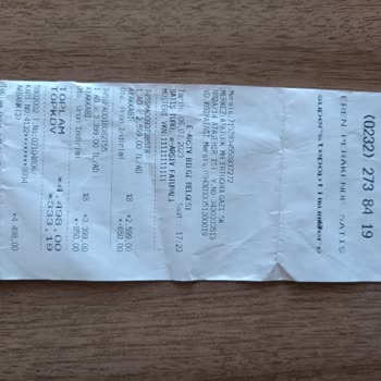 Lacoste Ayakkabının Kendiliğinden Sararması