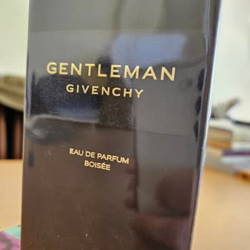 Hepsiburada Satıcısından Orijinalliği Şüpheli Ürün Gönderildiğini Düşünüyorum.