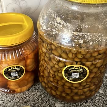 Pendirhan Yöresel Ürünler Pendirhan Kurtlu Zeytin Gönderdi