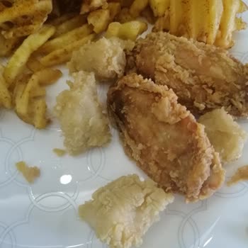 Popeyes Ürünümün İçinde Farklı Bir Cisim Çıkması