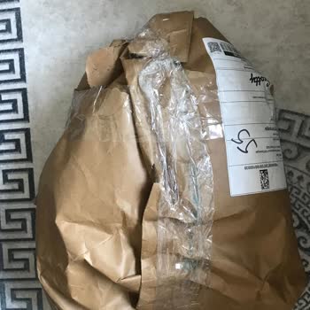 Scotty Kargomu Açıp Bakmışlar