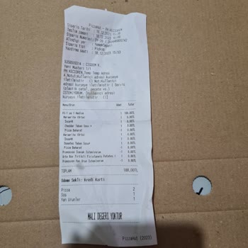 Pizza Hut Pizzalar Yanık Ve Çok Sert