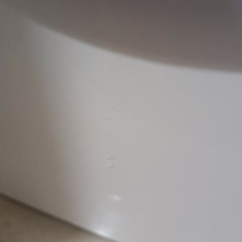 1 Haftalık Bosch Çamaşır Makinesi Kapağından Su Akıtıyor.