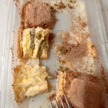 Ali'nin Ekmek Teknesi 260 TL'ye Fıstıksız Soğuk Baklava