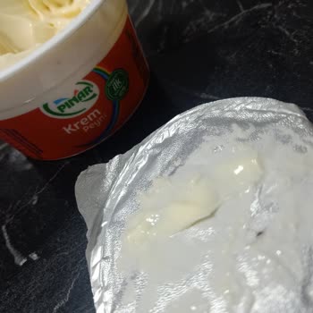 Pınar Krem Peynirden Çıkan Sivrisinek