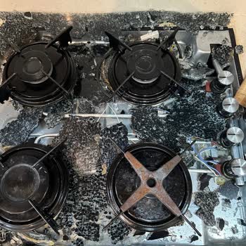 Kumtel Üçlü Ankastre Ocak Patlaması