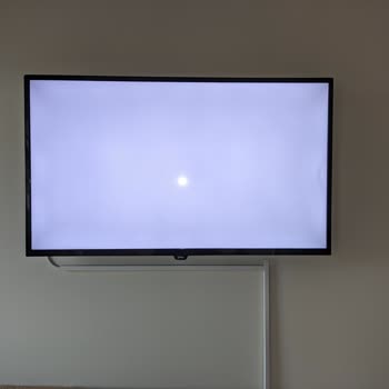 Teknosa Ayıplı Televizyon Sattı. Değişimi Kabul Etmiyor.