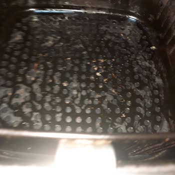 Onvo Airfryer Kaplamalarının Soyulması