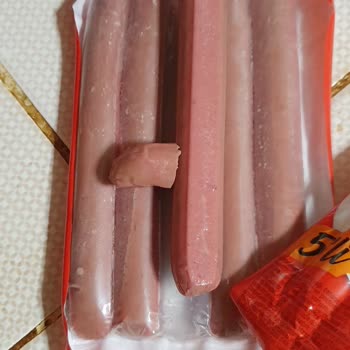 Maret'in Bozuk Sosis Satması