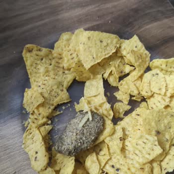 BİM Den Cipsin İçinden Köfteye 😁benzer Şey Çıktı