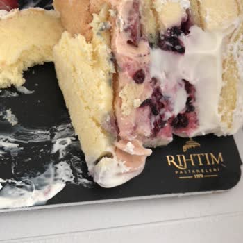 Rıhtım Pastaneleri Rıhtım FSM Küflü Pasta