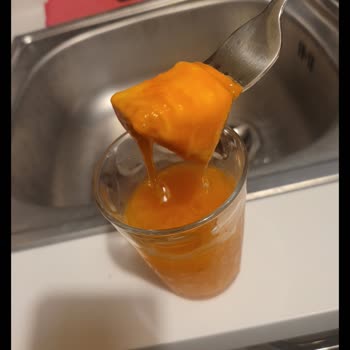 Cappy Meyve Suyundan Çıkan Bir Şey