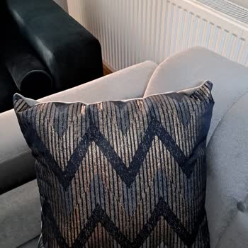 Bellona Kumaşı Yırtık, Defolu Ve Yanlış Yastık Siparişi