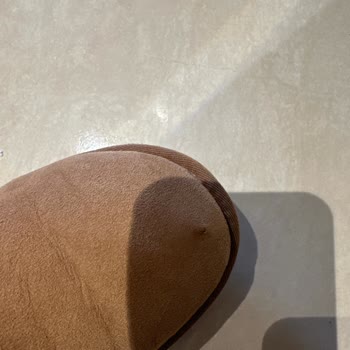 Metro Market Ugg Kısa Süreli Kullanımda Deformasyon