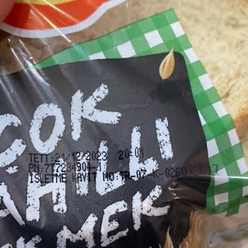 Uno Ekmek Tarihi Geçmemesine Rağmen Küflenmiş