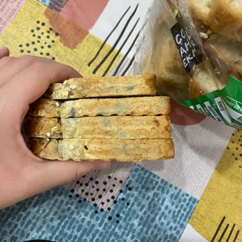 Uno Ekmek Tarihi Geçmemesine Rağmen Küflenmiş