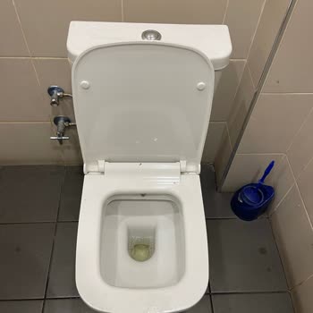 Maltepe Marmaray Durağı Erkekler Tuvaleti
