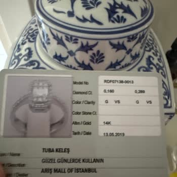 Mall Of İstanbul Ariş Pırlanta Devamlı Aynı Yer Taş Düşmesi