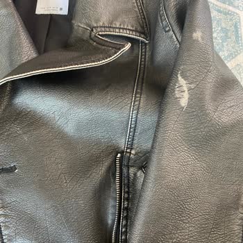 Zara Ceketimin Rengi Bozuldu