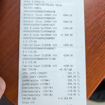 Boyner Çorap Hediye Skandalı