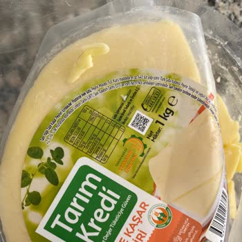 Tarım Kredi Kooperatif Market Kaşar Peynirinden Kıl Çıktı