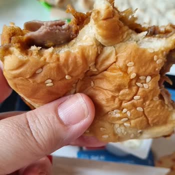 Arbys Görsel Ve Ürün Aldatmacası