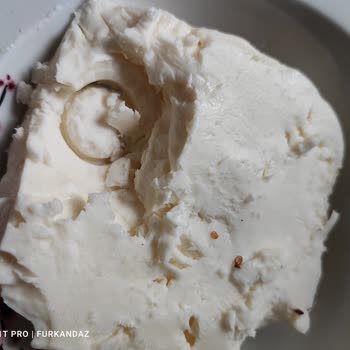 Peynirci Baba Peynirden Çıkan Kapak