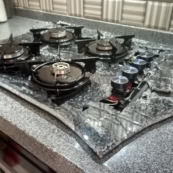 Luxell Cam Ocak Patlaması