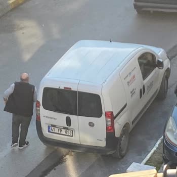 Arçelik Yetkili Servisi Sinirli Ve İşinden Bıkmış Çalışan Personeli!