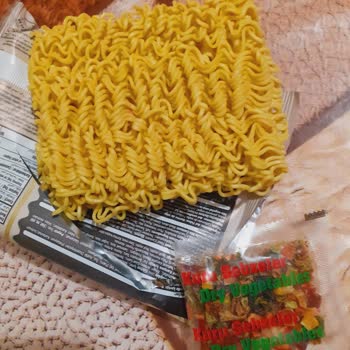 Oba Makarna Obamie Pizza Çeşnili Noodle Eksik Ürün