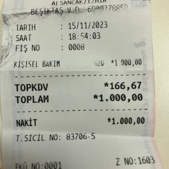 Özge Özel Akne Protokolünün Dolanı