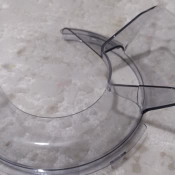 Karaca Züccaciye Kırık Gelen Ürünün Tedariğinin Yapılması.