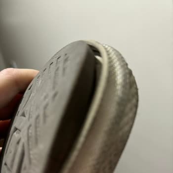 Converse Convers Markasının Ürünlerinin Arkasında Durmayışı Hk;