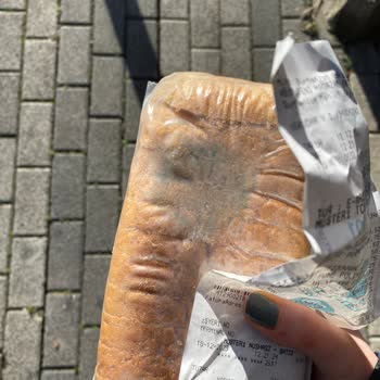 A101 Küflü Ekmek Satışı