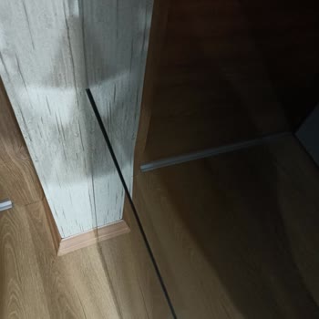 Beko Siyah Cam Buzdolabı Kusurlu