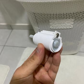 Turkuaz Seramik Klozet Kapağı Menteşesi