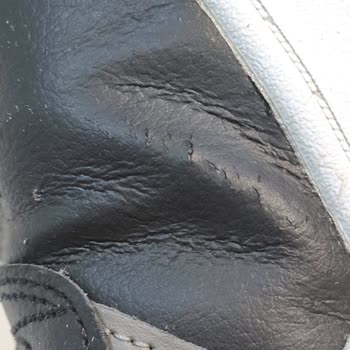 In Street Kalitesiz Puma Ayakkabı Deri Çatlama - Yırtılma Sorunu