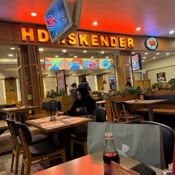HD İskender Islatılmamış Ekmekli Buz Gibi İskender Servis Ediyor